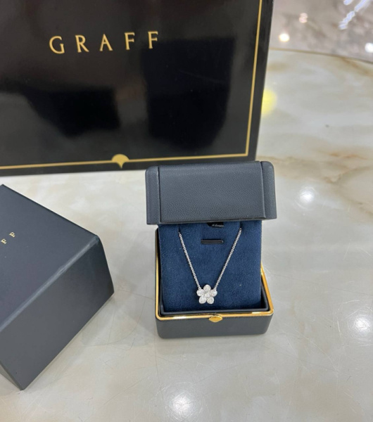 КОЛЬЕ GRAFF