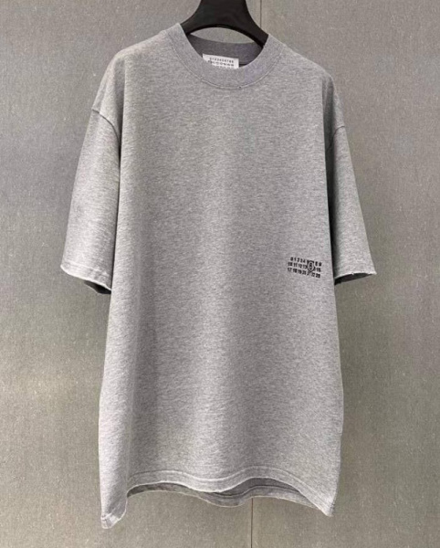 МУЖСКАЯ ФУТБОЛКА MAISON MARGIELA 