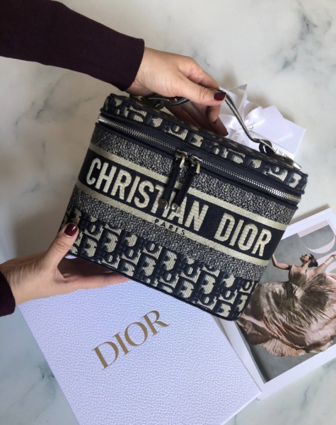 БЬЮТИ КЕЙС DIOR 12792 фото анонса