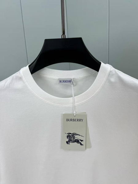 МУЖСКАЯ ФУТБОЛКА BURBERRY  75066 фото анонса