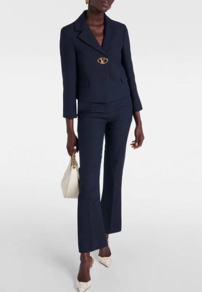 КОСТЮМ VALENTINO 