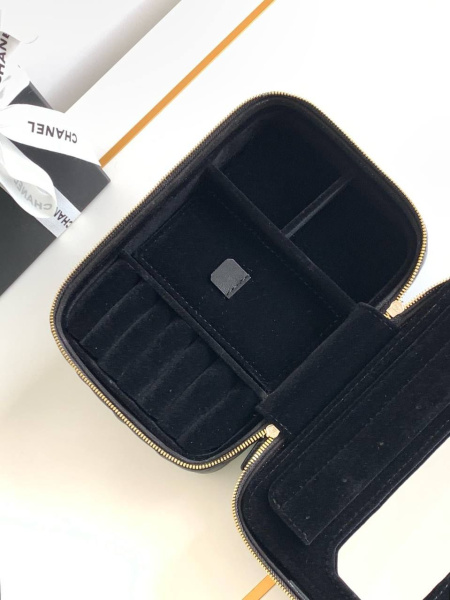 КОСМЕТИЧКА CHANEL  68851 фото анонса