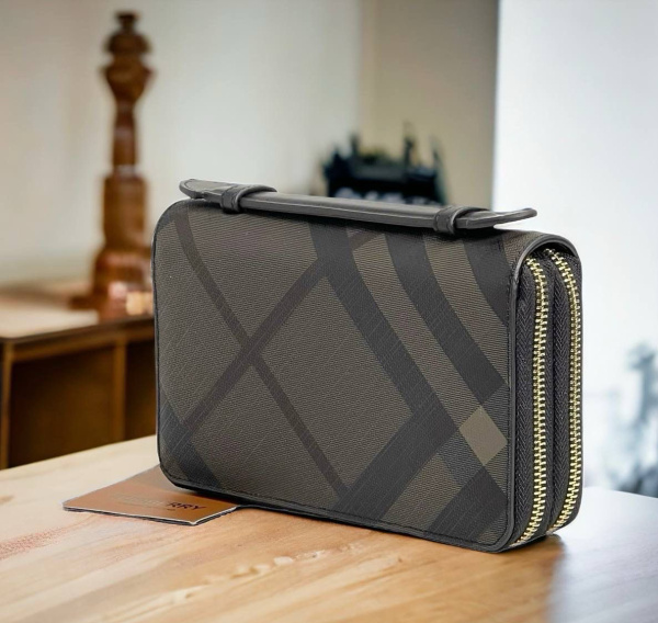 МУЖСКОЙ КЛАТЧ  BURBERRY  67885 фото анонса