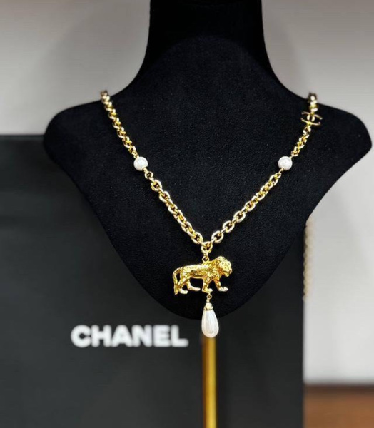 БУСЫ CHANEL 