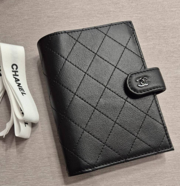 ОБЛОЖКА НА ПАСПОРТ CHANEL 