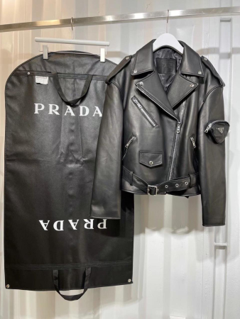 КУРТКА PRADA 52929 детальное фото товара