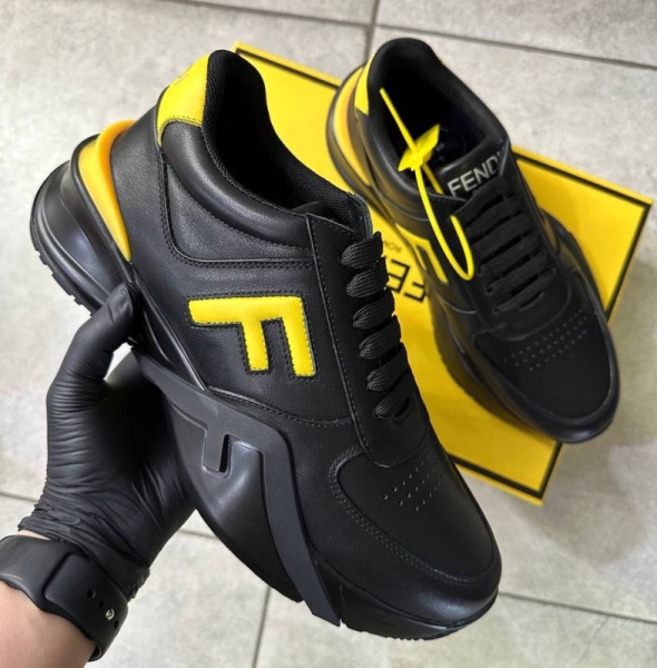 МУЖСКИЕ КРОССОВКИ FENDI 