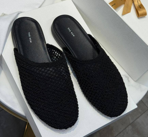 ШЛЕПКИ THE ROW 