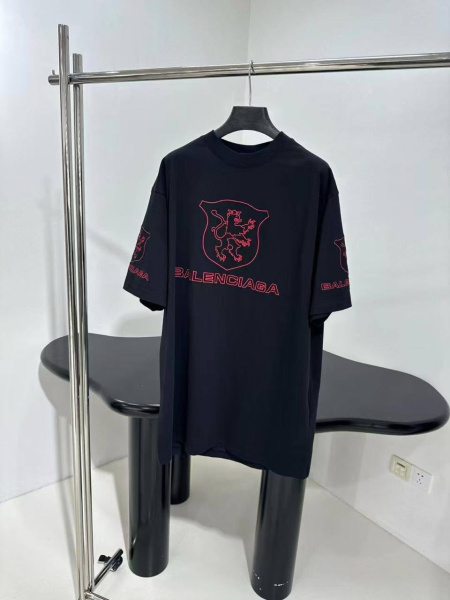ФУТБОЛКА BALENCIAGA  74995 фото анонса