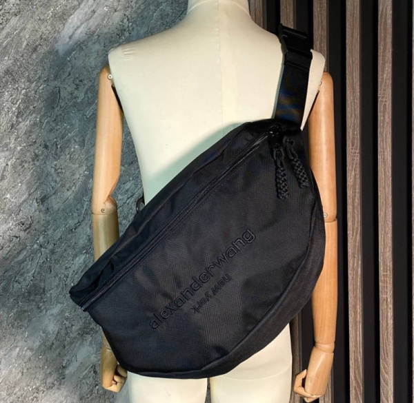 МУЖСКАЯ СУМКА СЛИНГ BALENCIAGA 