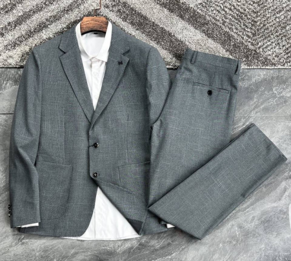 МУЖСКОЙ КОСТЮМ ZEGNA 