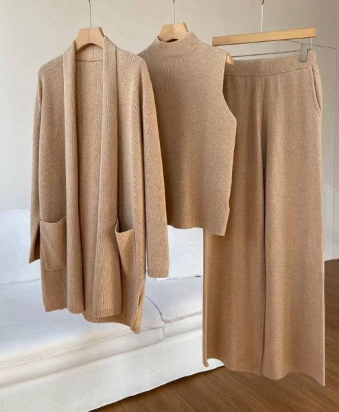 КОСТЮМ LORO PIANA 