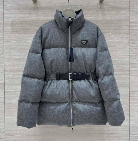 ПУХОВИК PRADA 