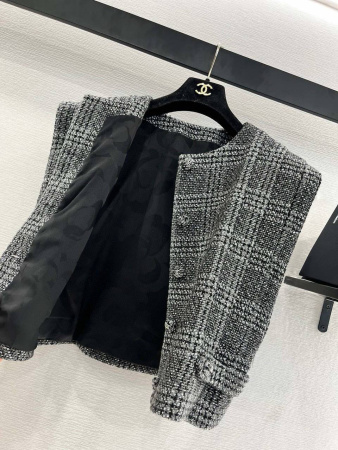 ЖИЛЕТ CHANEL  70122 детальное фото товара