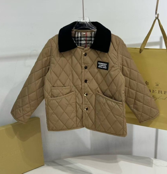 ДЕТСКАЯ КУРТКА BURBERRY 