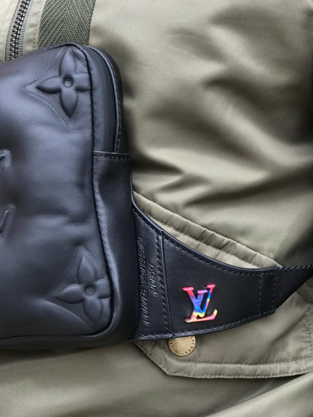 МУЖСКАЯ СУМКА СЛИНГ LOUIS VUITTON 19209 фото анонса