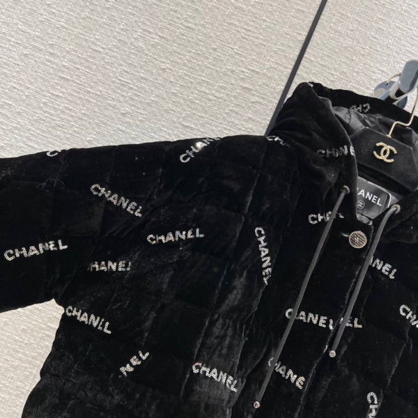 КУРТКА CHANEL 54166 фото анонса