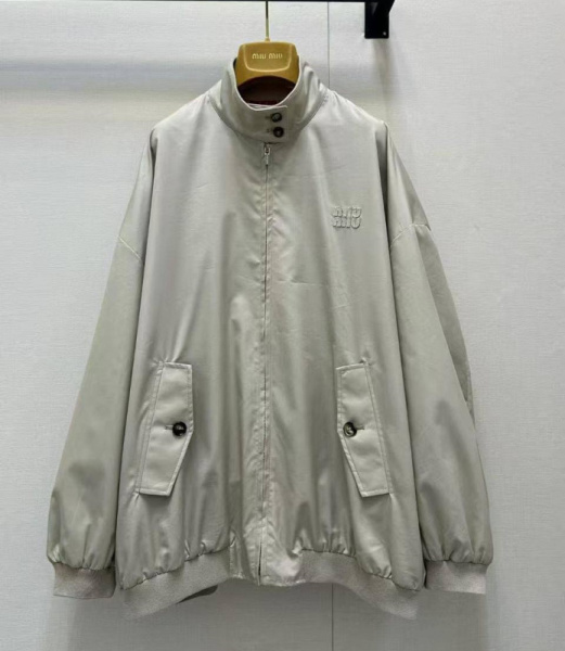 ВЕТРОВКА MIU MIU 