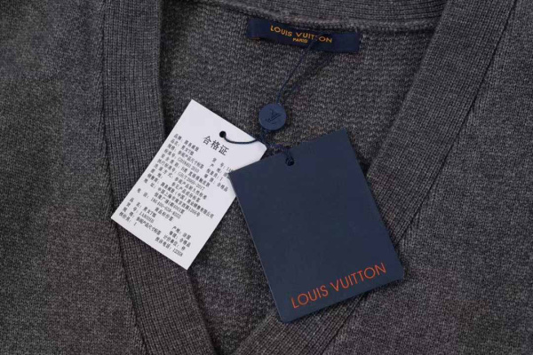 МУЖСКОЙ КАРДИГАН LOUIS VUITTON  72365 фото анонса