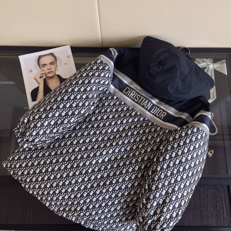 ПУХОВИК ДВУХСТОРОННИЙ CHRISTIAN DIOR 43748 детальное фото товара