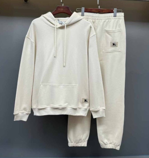 МУЖСКОЙ КОСТЮМ BURBERRY 