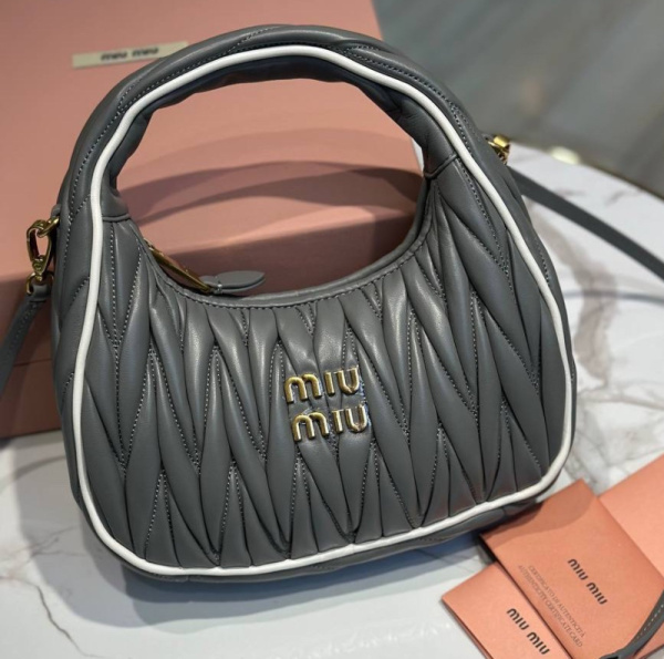 СУМКА MIU MIU WANDER 