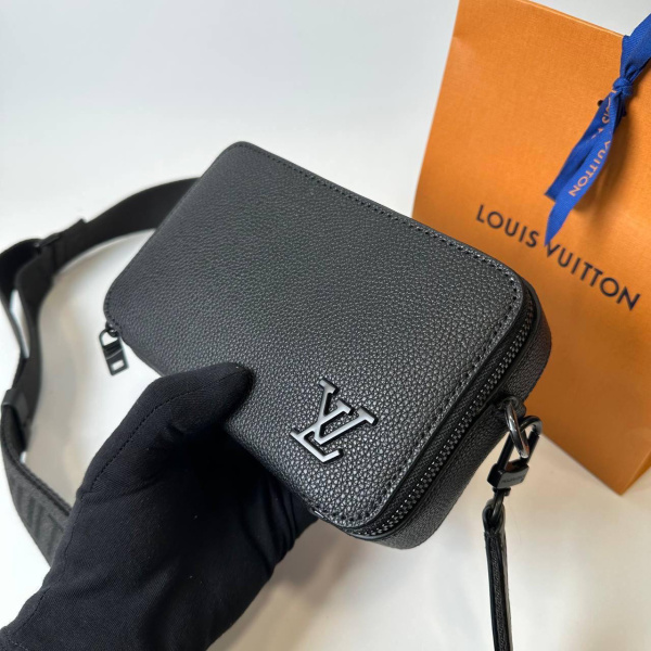 МУЖСКАЯ СУМКА LOUIS VUITTON  68981 фото анонса