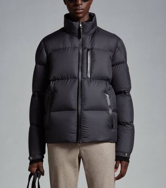 МУЖСКОЙ ПУХОВИК MONCLER 