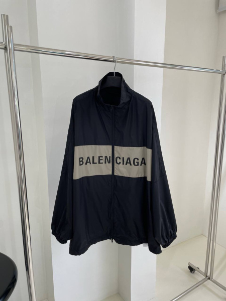 ВЕТРОВКА BALENCIAGA 65840 фото анонса