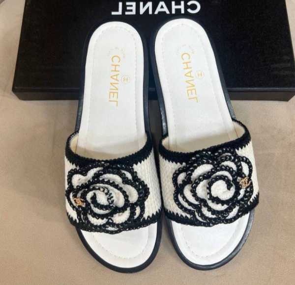 ШЛЕПКИ CHANEL 