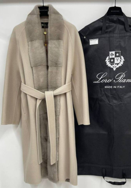 ПАЛЬТО LORO PIANA 