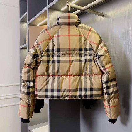 ПУХОВИК BURBERRY 52985 детальное фото товара