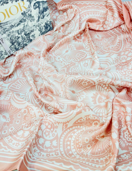 ПЛАТОК CHRISTIAN DIOR 