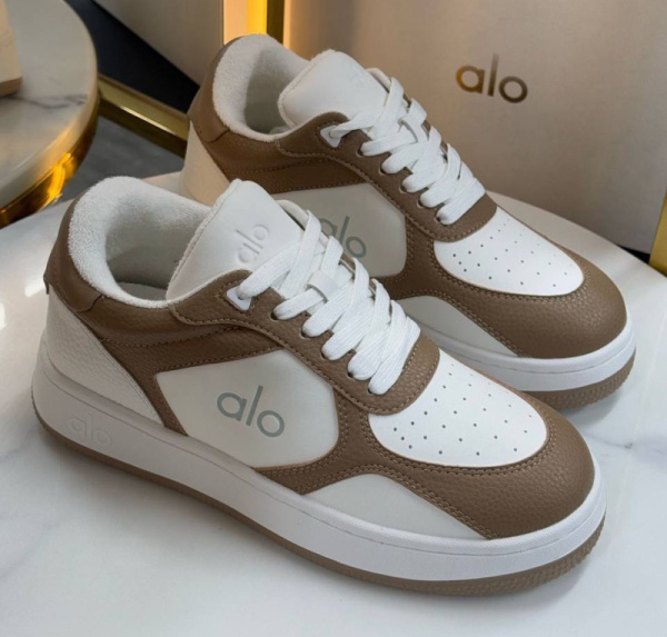 КРОССОВКИ OLO 