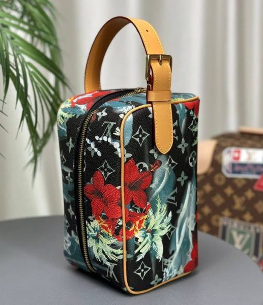 НЕСЕССЕР КОСМЕТИЧКА LOUIS VUITTON 