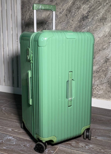 ЧЕМОДАН RIMOWA 