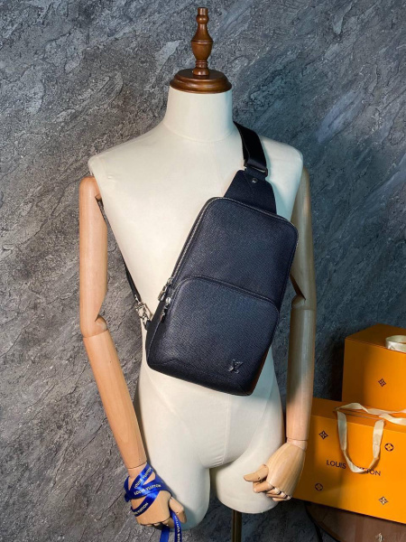 МУЖСКАЯ СУМКА СЛИНГ LOUIS VUITTON  64138 фото анонса