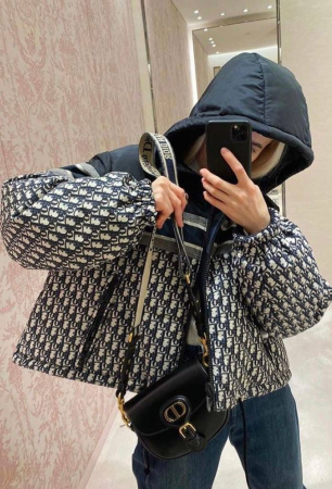 ПУХОВИК ДВУХСТОРОННИЙ CHRISTIAN DIOR 43748 детальное фото товара