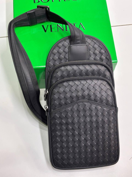 МУЖСКАЯ СУМКА СЛИНГ BOTTEGA VENETA 