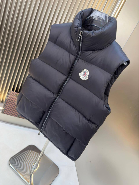 МУЖСКОЙ ЖИЛЕТ MONCLER  79507 фото анонса
