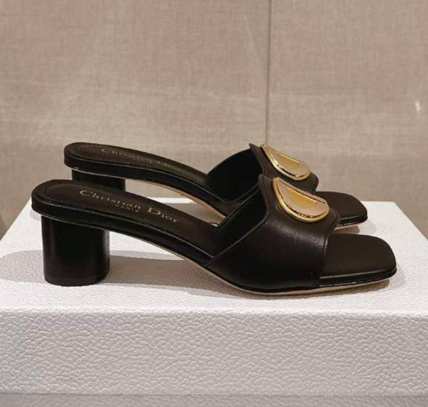 ШЛЕПКИ CHRISTIAN DIOR 