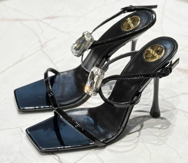 БОСОНОЖКИ SAINT LAURENT 