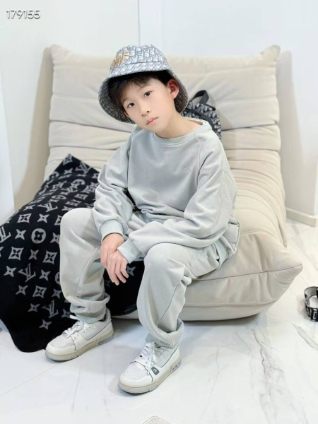 ДЕТСКИЙ КОСТЮМ CHRISTIAN DIOR  75554 фото анонса