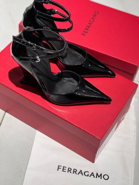 ТУФЛИ FERRAGAMO  64702 фото анонса