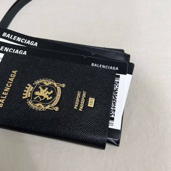 СУМКА BALENCIAGA PASSPORT PHONE HOLDER BLACK  68108 фото анонса
