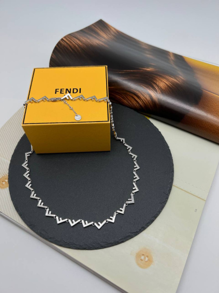 КОЛЬЕ FENDI 73881 фото анонса