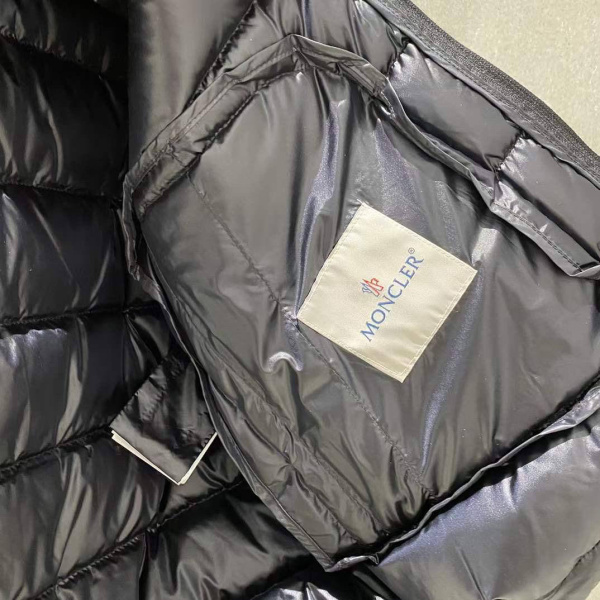 МУЖСКАЯ КУРТКА MONCLER  70703 фото анонса