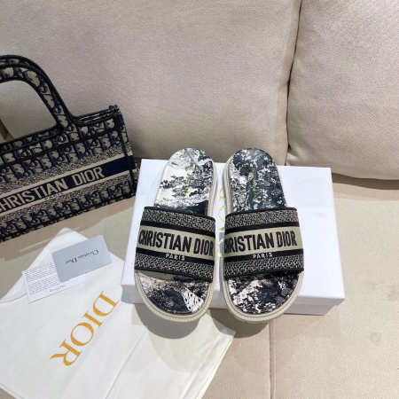 ШЛЕПКИ CHRISTIAN DIOR 49690 детальное фото товара
