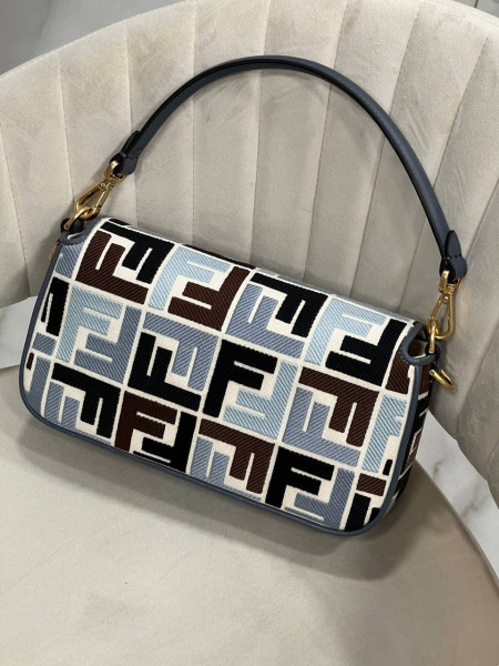 СУМКА FENDI BAGUETTE  67743 фото анонса