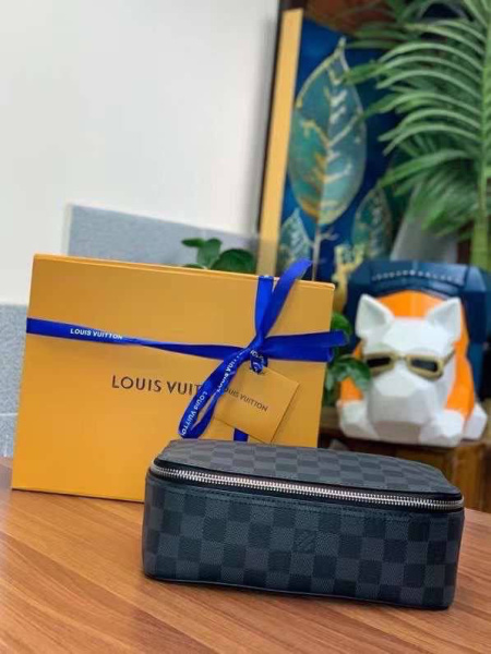 МУЖСКОЙ НЕСЕССЕР КОСМЕТИЧКА LOUIS VUITTON  58481 фото анонса